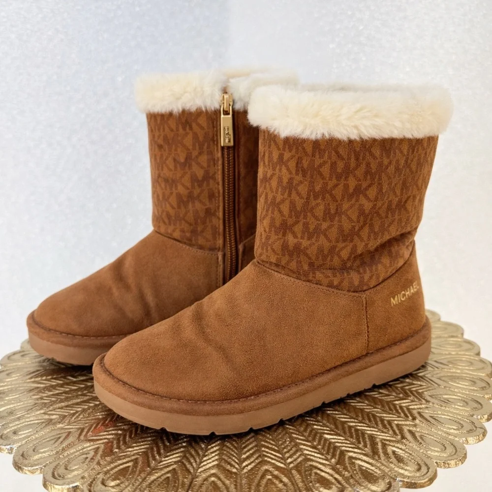 Michael Kors‎ Faux Fur Winter Boots Brown Logo Zip Ankle Size 5